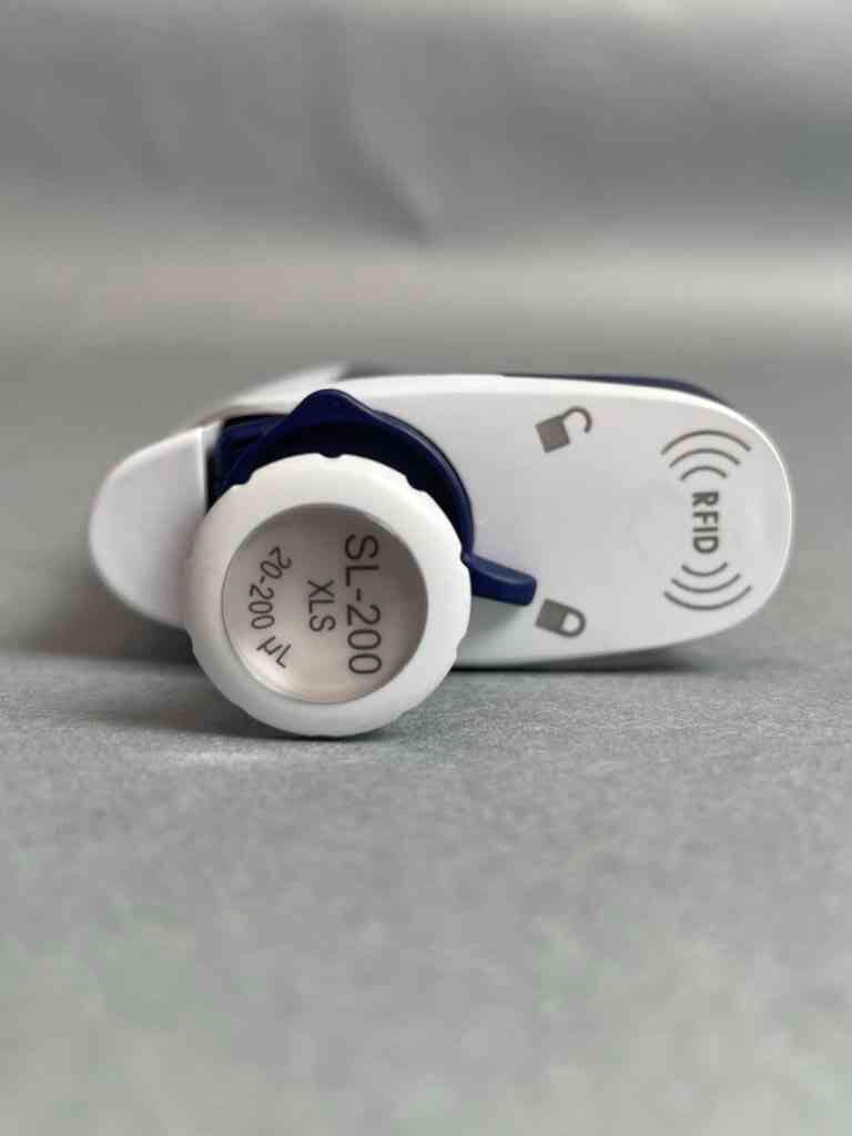 Rainin Pipet-Lite XLS 200 ul Single Channel Pipettor with 60 Day Warranty Pipettors/Automatic Pipettes Rainin