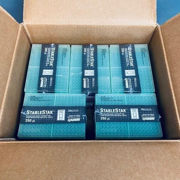 Rainin StableStak Pipette Tips Sterile 250 ul Case of 5 Packs of 960 Tips Each Pipets & Pipette Tips Rainin