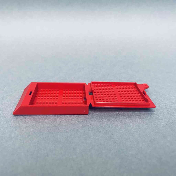 Sakura Tissue-Tek Biopsy Uni Cassette Red Lot of 750 Cassettes Life Sciences Trading