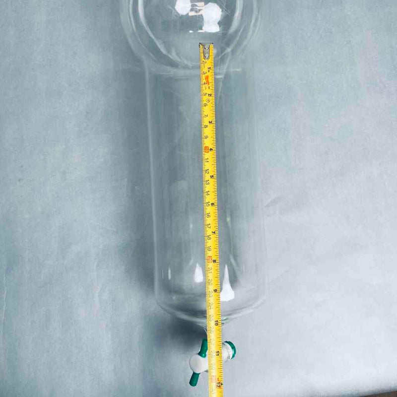 SC Glass Tech Chromatography Column with 2000 ml Reservoir 4 x 10 in. with Stpk Chromatography Columns & Reservoirs SC Glass Tech