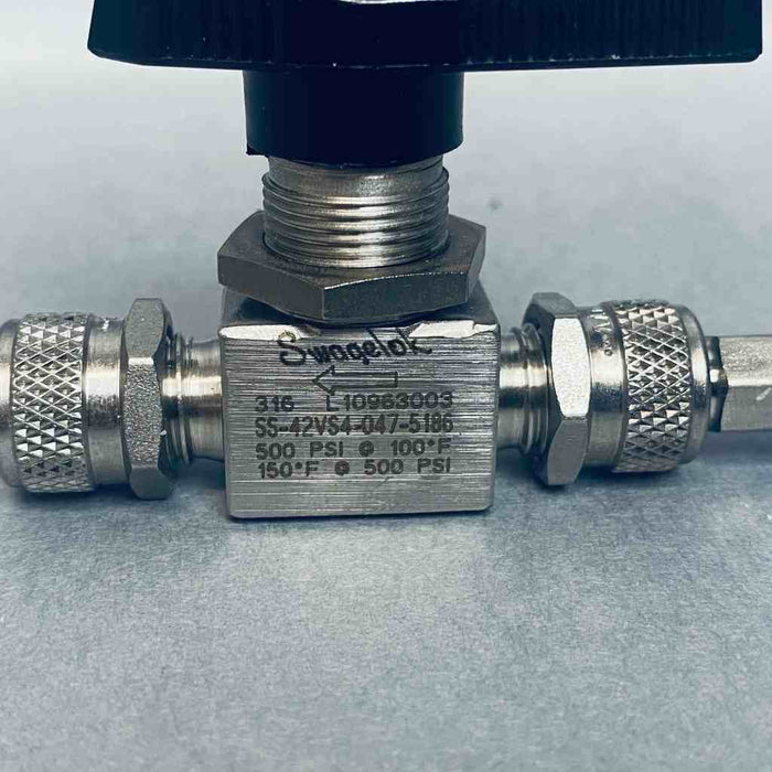 Swagelok Ball Valve 1/16" 1/4" 1/4" 3-Way Valve Lot of 2 Valves Ball Valves Swagelok