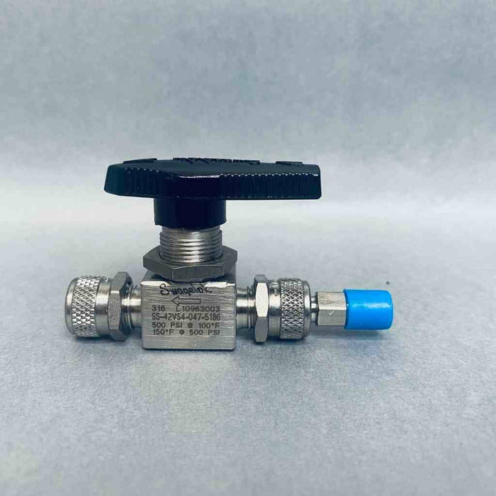 Swagelok Ball Valve 1/16" 1/4" 1/4" 3-Way Valve Lot of 2 Valves Ball Valves Swagelok