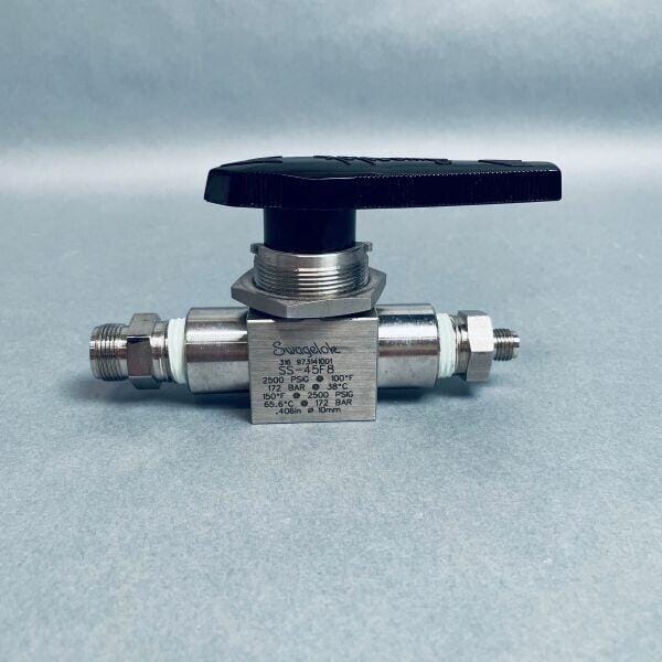 Swagelok Ball Valve Stainless Steel 1/2 in. Female NPT Connections Ball Valves Swagelok