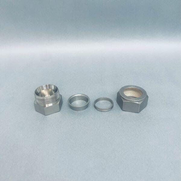 Swagelok Cap for 1 1/2 in. OD Tubing 316 Stainless Steel Set of 2 Other Fittings & Adapters Swagelok