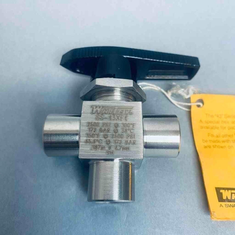 Swagelok Whitey 3-Way Valve 1/4 in. Female NPT Connections Ball Valves Swagelok
