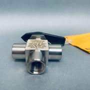 Swagelok Whitey 3-Way Valve 1/4 in. Female NPT Connections Ball Valves Swagelok