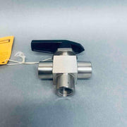 Swagelok Whitey 3-Way Valve 1/4 in. Female NPT Connections Ball Valves Swagelok
