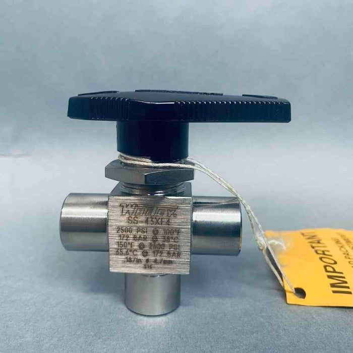 Swagelok Whitey 3-Way Valve 1/4 in. Female NPT Connections Ball Valves Swagelok
