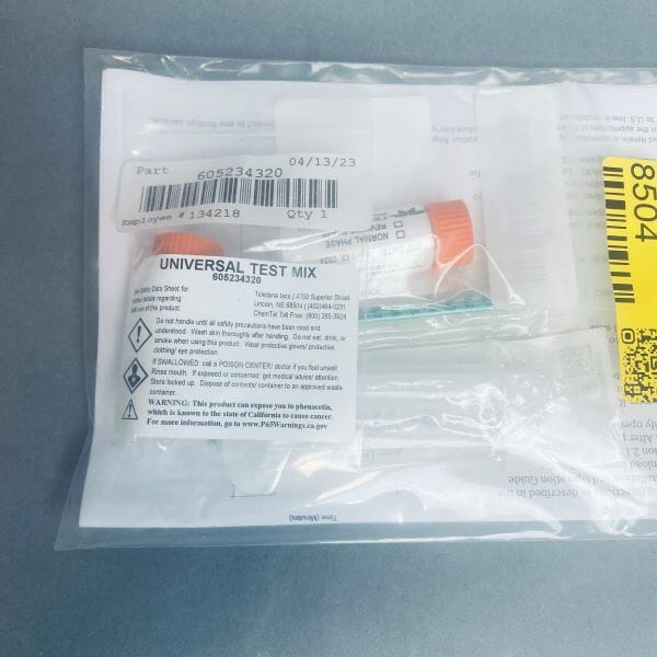 Teledyne Isco Universal Test Mixture Total of 2 Vials Other Medical & Lab Equipment Teledyne Isco