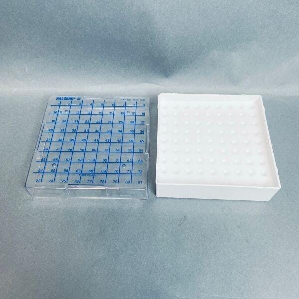 Thermo Nalgene Microcentrifuge Tube Box 81 Place for 0.5 ml Vials Total of 4 Tube Racks Thermo Scientific