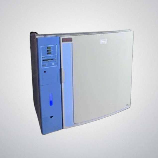 Thermo Scientific 3310 Forma Steri-Cult CO2 Incubator Lab Incubators Thermo Scientific