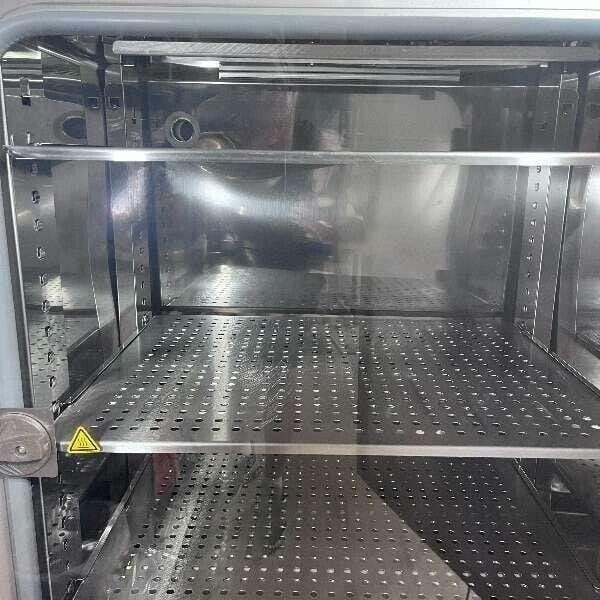 Thermo Scientific 3310 Forma Steri-Cult CO2 Incubators Stacked Lab Equipment: Other Lab Equipment Thermo Scientific