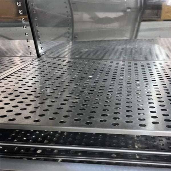 Thermo Scientific 370 CO2 Lab Incubator Heratherm with Warranty Lab Equipment::Other Lab Equipment Thermo Scientific