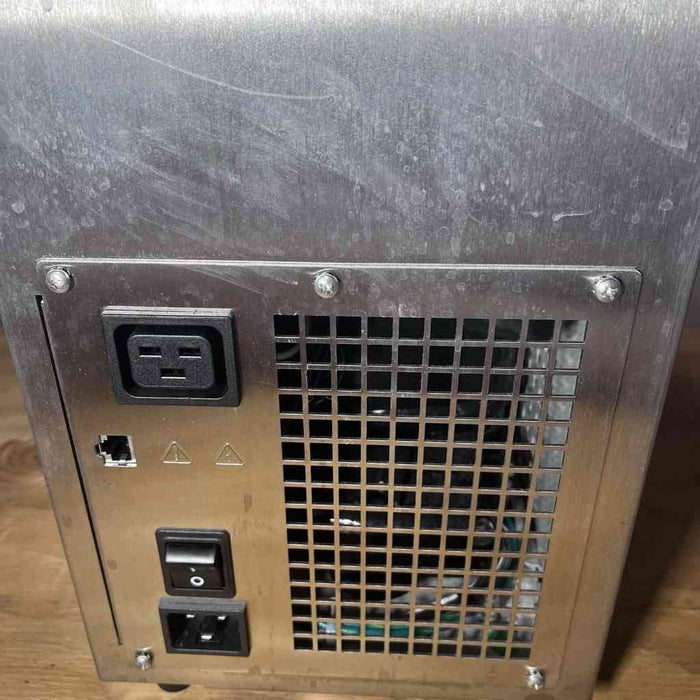 Thermo Scientific Cooling and Heating Circulator With AC200 Controller Water Baths, Circulators & Chillers Thermo Scientific