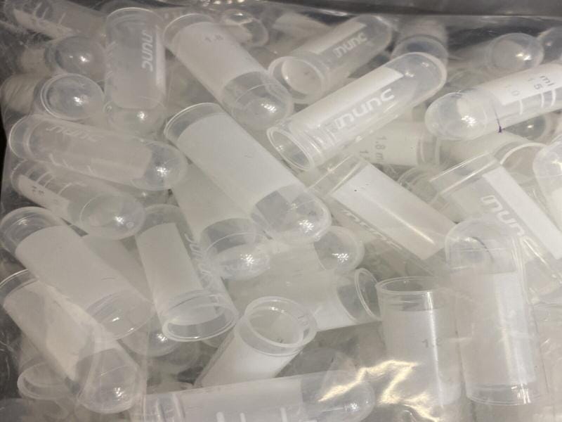 Thermo Scientific Cryotube 1.8 ml Polypropylene Sealed 500 Tubes Lab Consumables::Tubes, Vials, and Flasks Thermo Scientific