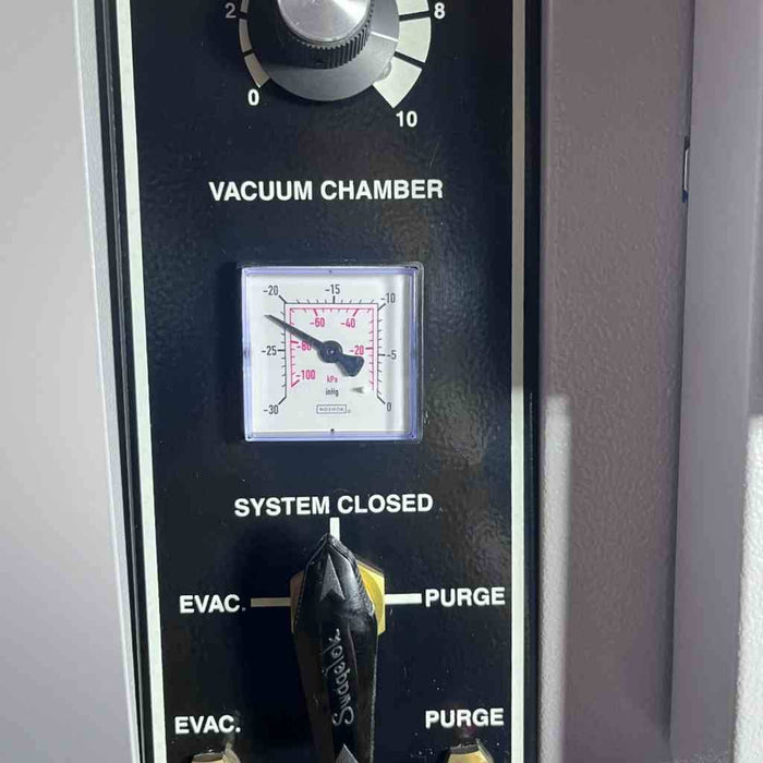 Thermo Scientific Lab-Line Vacuum Oven with LED Display 19.8 L 0.7 cu ft Lab Incubators Thermo Scientific