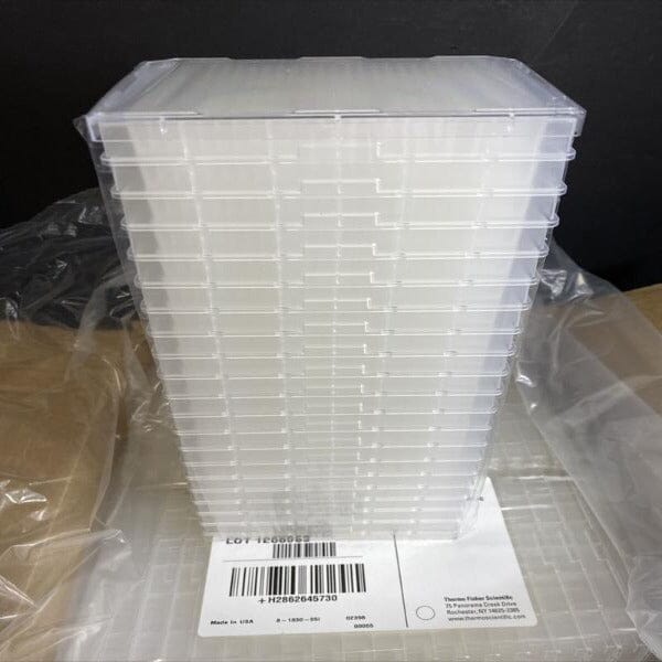 Thermo Scientific Microplate 384 Well U Bottom Sealed 40 Plates Lab Consumables::Storage and Culture Plates Thermo Scientific