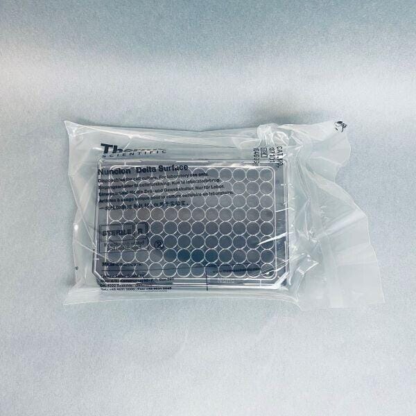 Thermo Scientific Nunc Microplate Nunclon Delta-Treated Black Case of 50 Microplates Thermo Scientific