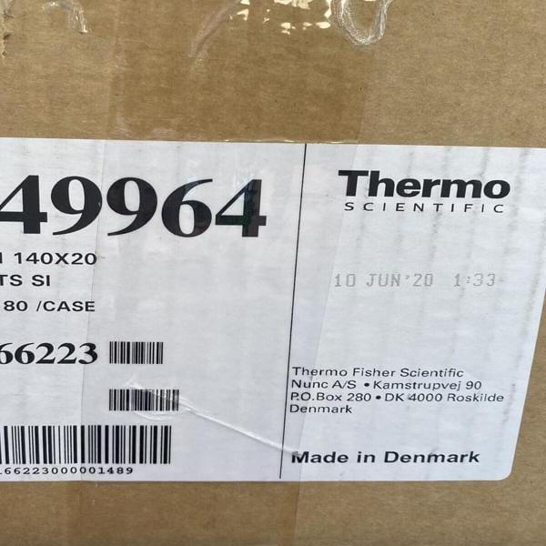 Thermo Scientific Petri Dish with Vents 140 x 20 mm Sterile 70 Dishes Lab Consumables::Storage and Culture Plates Thermo Scientific