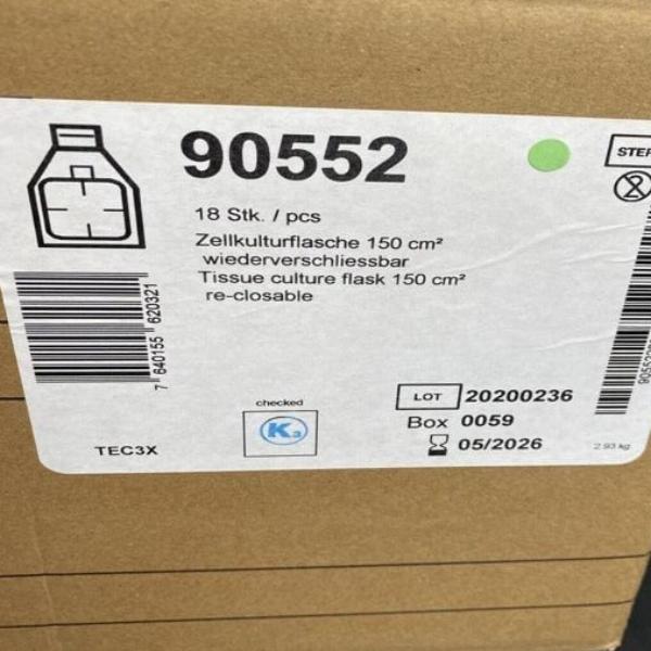 Tissue Culture Flask 150 cm2 with Filter Cap 18 Flasks Lab Consumables::Tubes, Vials, and Flasks Techno Plastic Products
