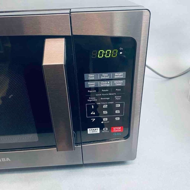 Toshiba Countertop Microwave Oven 0.9 Cu Ft. 900 W Other Toshiba