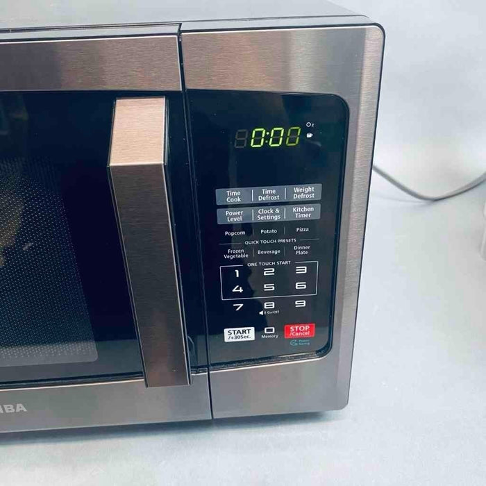 Toshiba Countertop Microwave Oven 0.9 Cu Ft. 900 W Other Toshiba