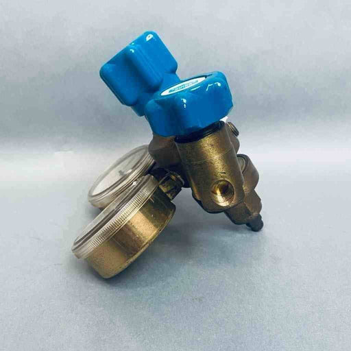 Union Carbide Gas Pressure Regulator Brass with Gauges Air Pressure Regulators Union Carbide