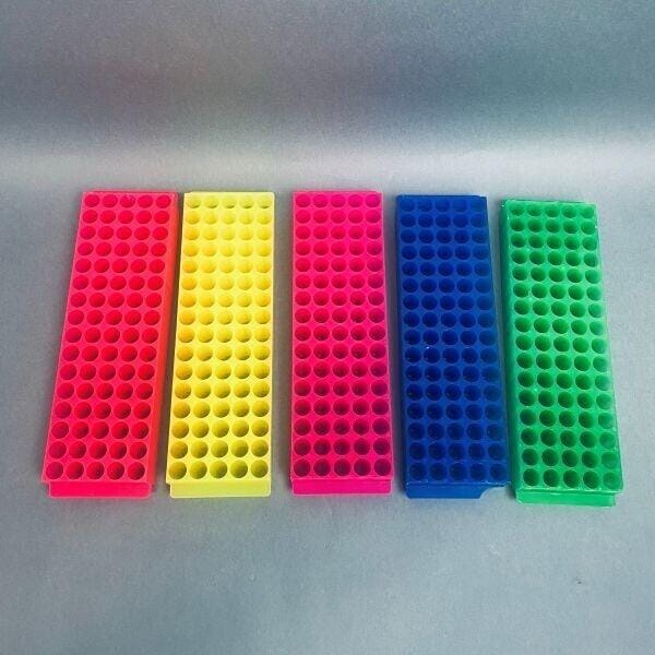 USA Scientific Tube Rack for 2 ml Tubes Polypropylene Assorted Colors Lot of 5 Tube Racks USA Scientific