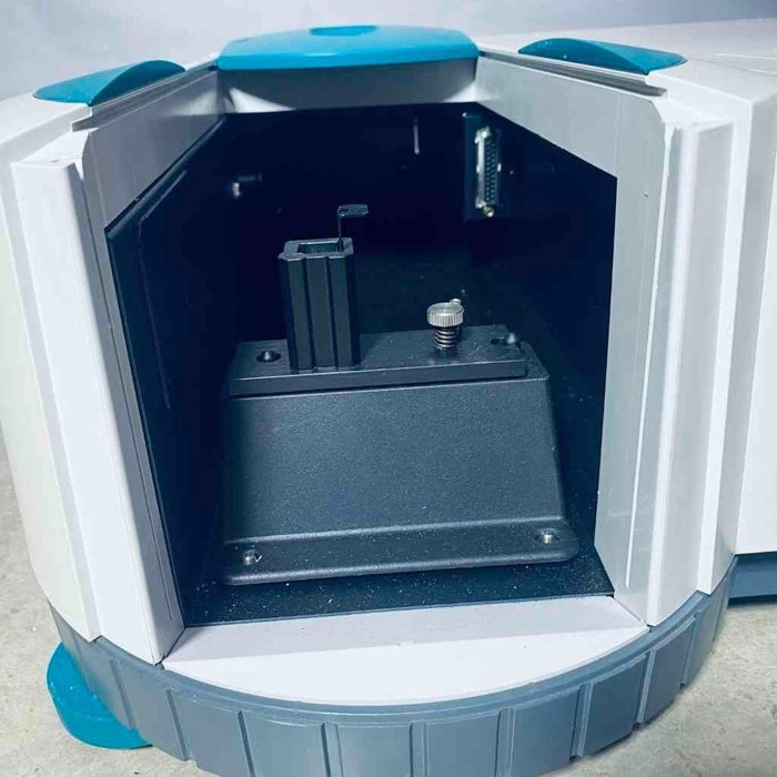 Varian Cary 50 Bio UV-Visible Spectrophotometer Spectrometers & Spectrophotometers Varian