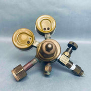 Victor Gas Regulator Single Stage CGA 580 Inlet 3000 PSIG Air Pressure Regulators Victor