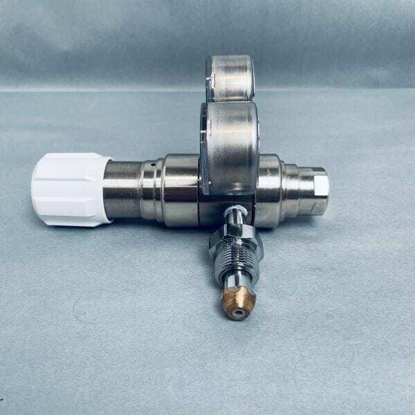 Victor Spec Master Two Stage High Purity Gas Regulator CGA580 Inlet Air Pressure Regulators Victor