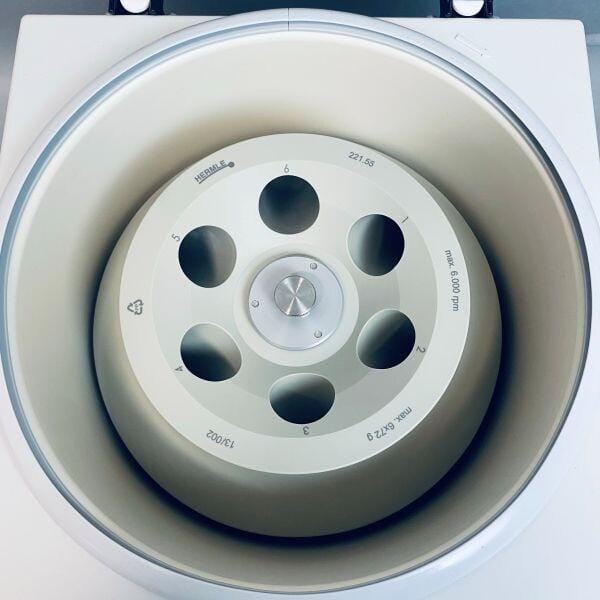 VWR Clinical 200 Large Capacity Centrifuge Digital with Hermle 221.55 Rotor Centrifuges VWR