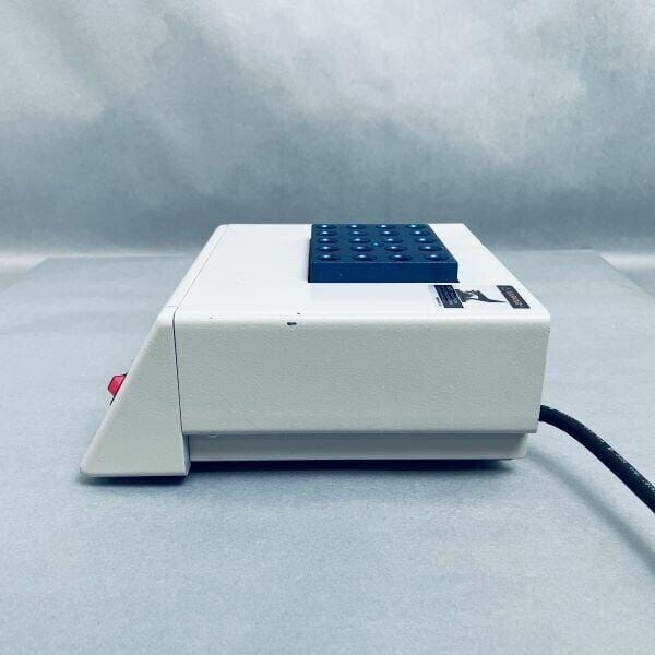 VWR Digital Block Heater with 1.5 ml 20 Well Heating Block and Warranty Lab Incubators VWR