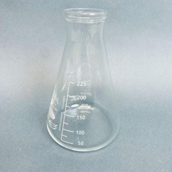 VWR Erlenmeyer Flask Narrow Mouth 250 ml Lot of 6 Flasks Lab Flasks VWR