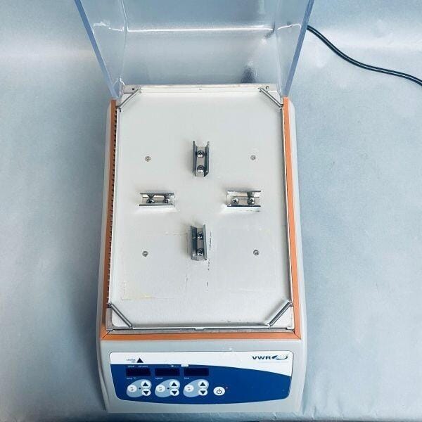 VWR Incubating Microplate Shaker Digital Display Orbital, Platform & Vortex Shakers VWR