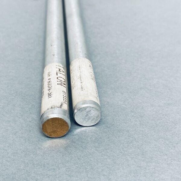 VWR Lab Frame Rod 18 inch Talon Aluminum Set of 2 Rods Other Medical & Lab Equipment VWR