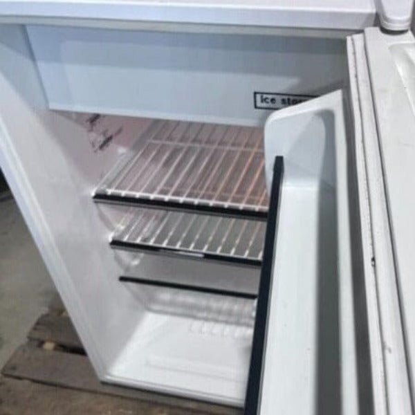 VWR Lab Refrigerator Under Counter - Tested and Working Great Lab Equipment::Lab Freezers & Refrigerators VWR