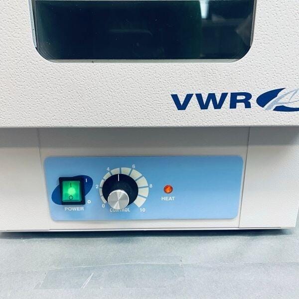 VWR Mini Vacuum Incubator 12.5 L with 1 Shelf Unit 220°C Lab Incubators VWR