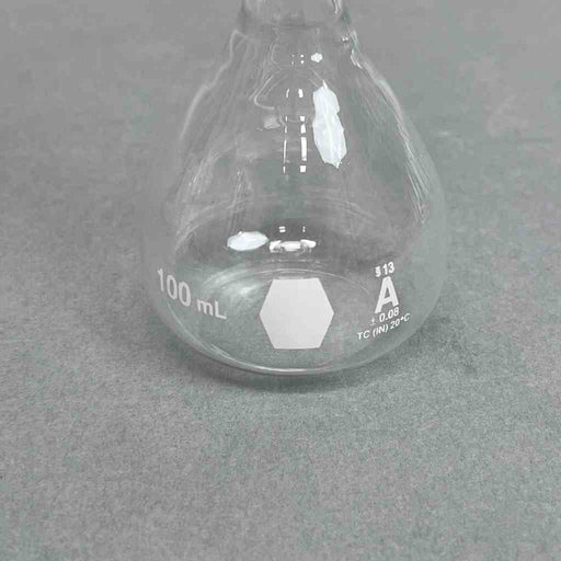 VWR Pyrex Volumetric Flask 100 ml Class A Lot of 10 Flasks Glassware Corning
