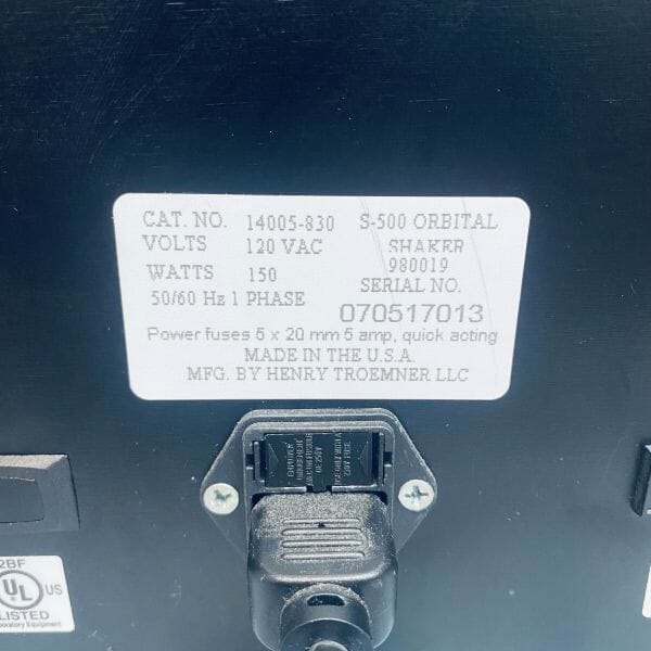 VWR S-500 Orbital Microplate Shaker 120 V 1 Phase Orbital, Platform & Vortex Shakers VWR