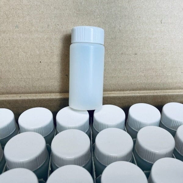 VWR Storage Bottle 5 ml Low Diffusion Polyethylene Case of 100 Vials Lab Consumables::Tubes, Vials, and Flasks VWR International