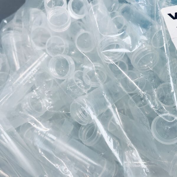 VWR Tube with Screw Cap 5 ml Self Standing Bag of 500 Tubes Lab Consumables::Tubes, Vials, and Flasks VWR International