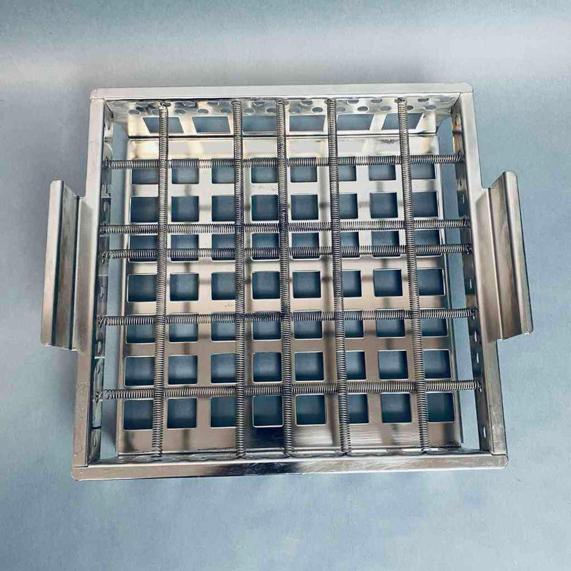 VWR Universal Shaking Tray for 12 L Water Bath 10 x 10.25 in. Water Baths, Circulators & Chillers VWR