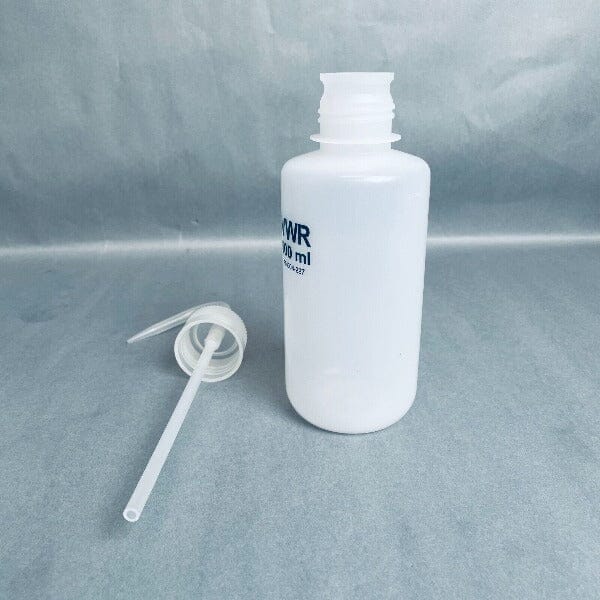 VWR Wash Bottle Two 500 ml and One 250 ml Total of 3 Bottles Lab Consumables::Reagent and Storage Bottles VWR