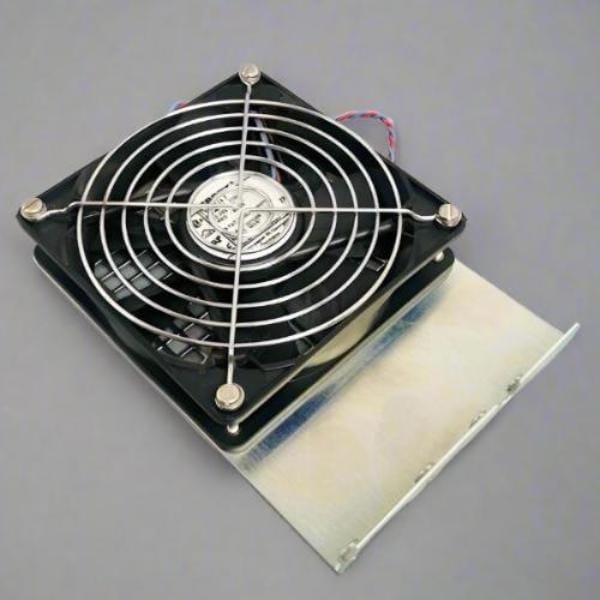 Waters Micromass Cooling Fan Assembly with Mounting Plate Other Medical & Lab Equipment Waters