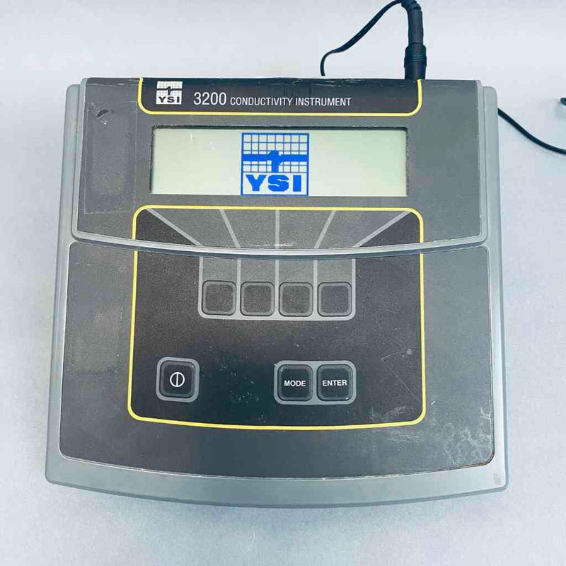 YSI Digital Bench Model Conductivity Meter 115 V with Power Adapter pH, Conductivity & TDS Meters YSI